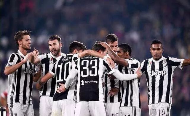 TA：皇马寻求引进后卫和中场；他们愿听取对罗德里戈的报价（TA：皇马欲补强后卫与中场，愿听取罗德里戈报价）