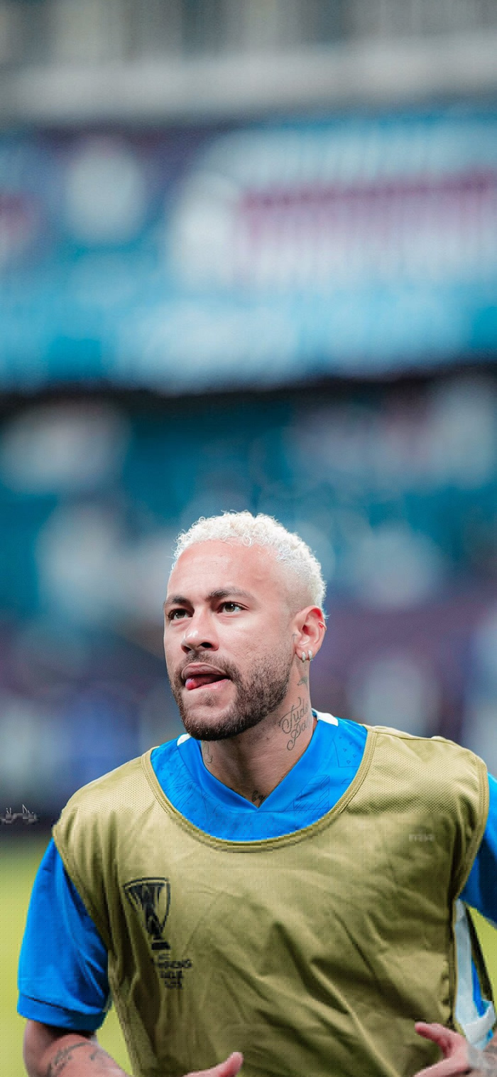 半场战报：比萨0-0克雷莫内塞（半场简报：比萨与克雷莫内塞战成0-0）