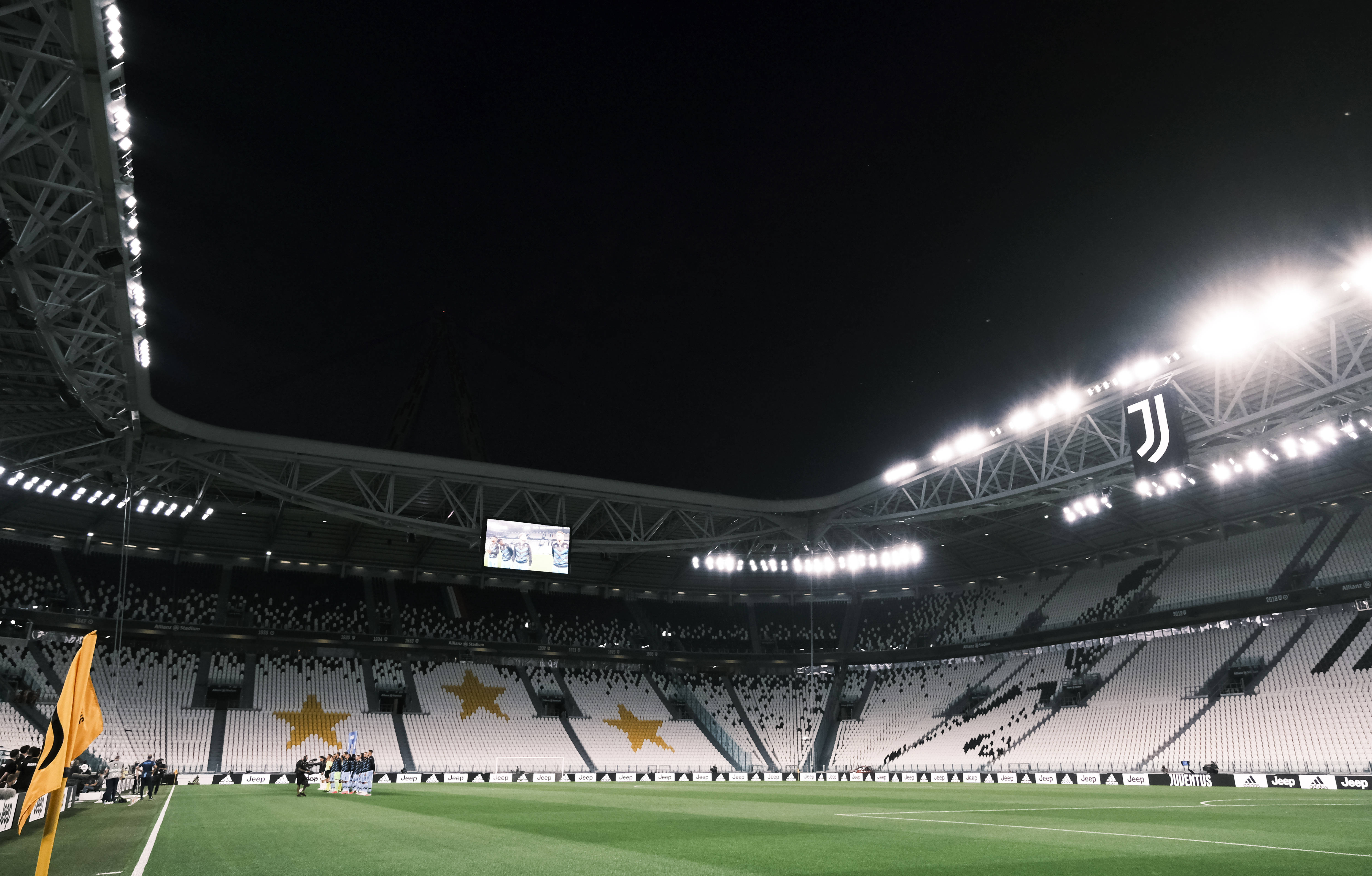 中国女足2-3苏格兰女足，张琳艳、吴澄舒互相传射，豪厄特吊射双响（中国女足2-3惜败苏格兰，张琳艳吴澄舒互相传射，豪厄特吊射梅开二度）