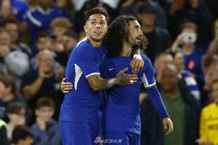 意媒：尤文加入弗罗霍尔特争夺战，与波尔图的良好关系是优势（尤文加入弗罗霍尔特竞逐，与波尔图的良好关系或成关键筹码）