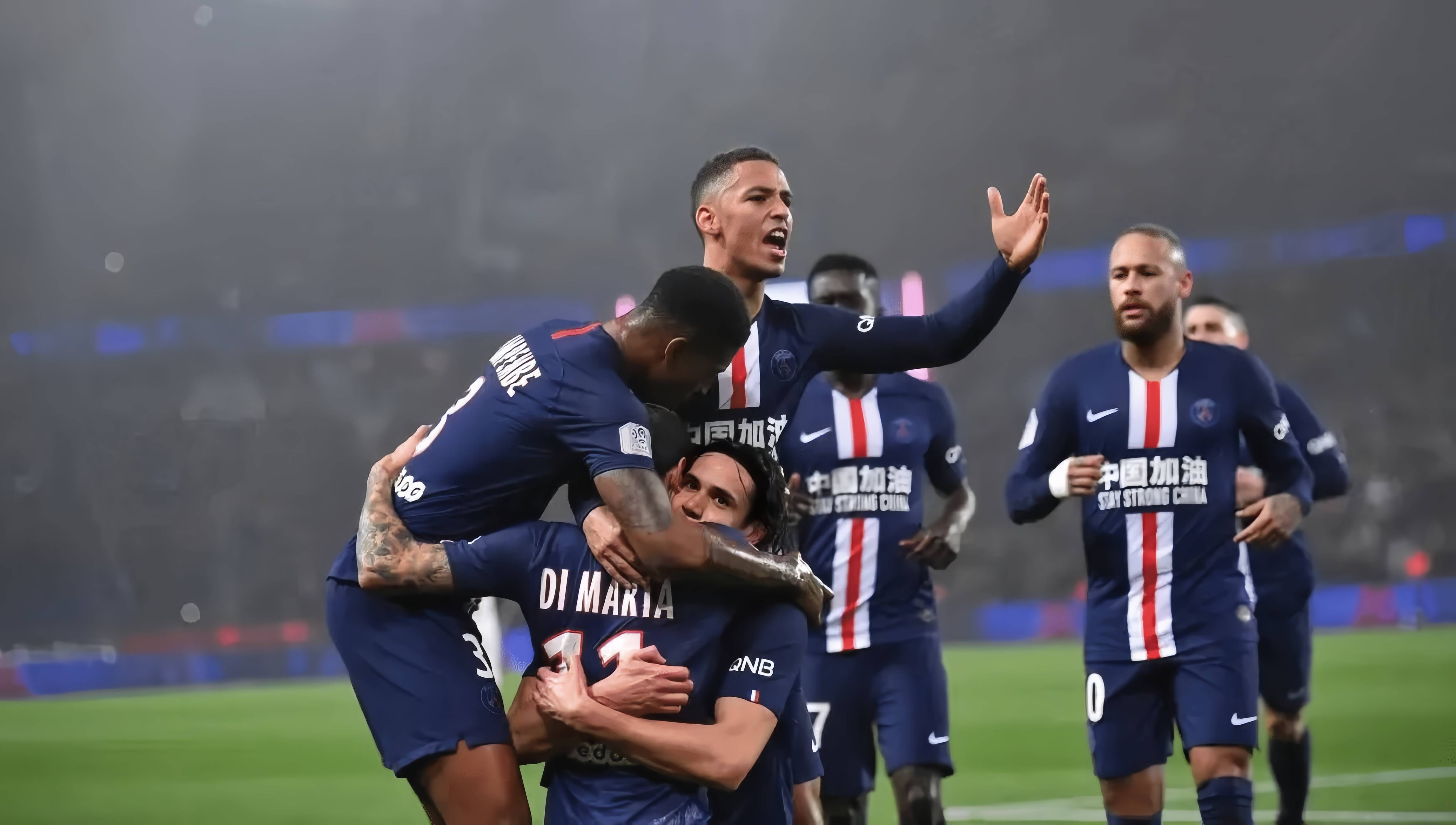 帕潘夸赞吉鲁：他不仅能进球还能防守，甚至还能客串门将（帕潘称赞吉鲁：能攻善守，必要时还能镇守龙门）