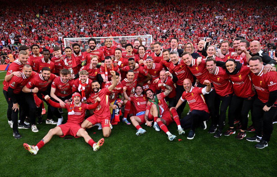 申花vs广岛三箭全场数据：射门13-14，控球率36-64（申花与广岛三箭全场统计：射门13比14，控球率36%对64%）