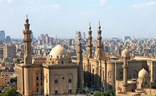 欧文突破防守造成杀伤球成功（欧文强突撕裂防线造犯规打成）